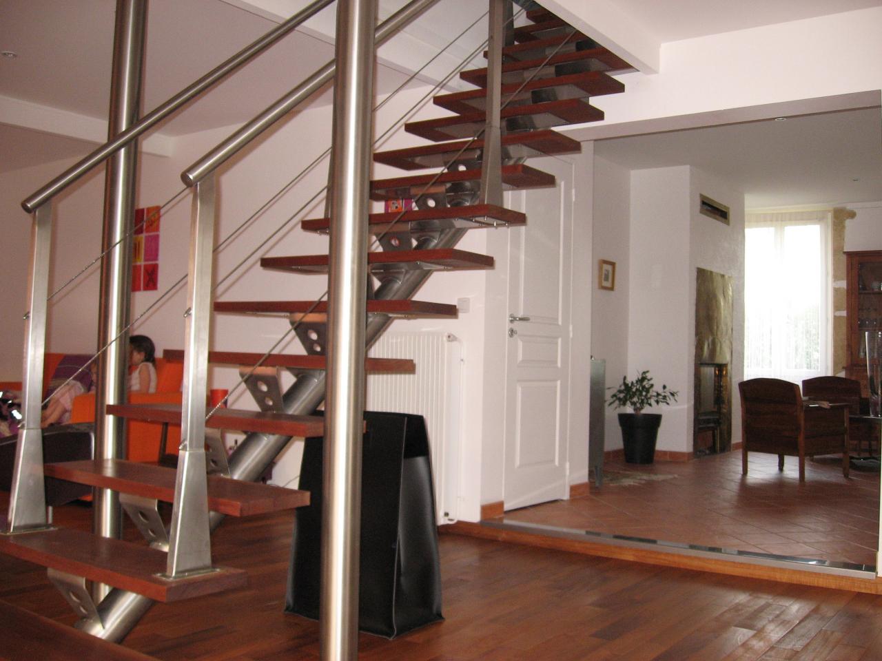 escalier inox et bois 
